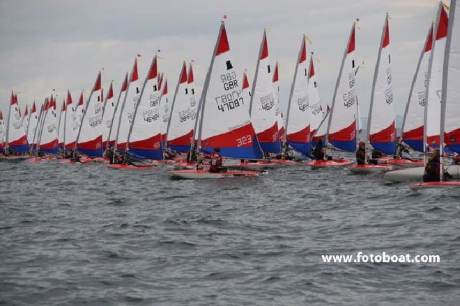 Matt Venables 323 - Topper UK National Championships 2011 © Alan Henderson - copyright http://www.fotoboat.com